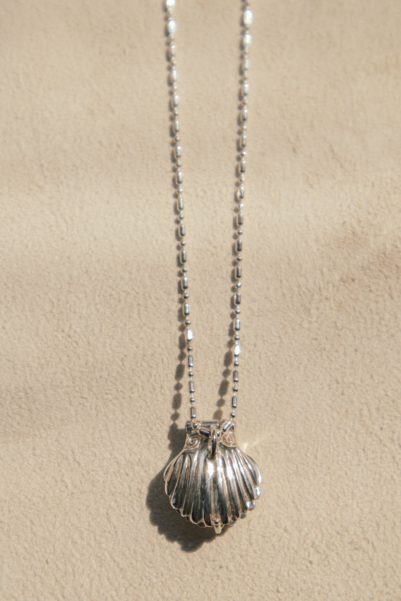 La Perlita Charm Necklace - 925 Silver