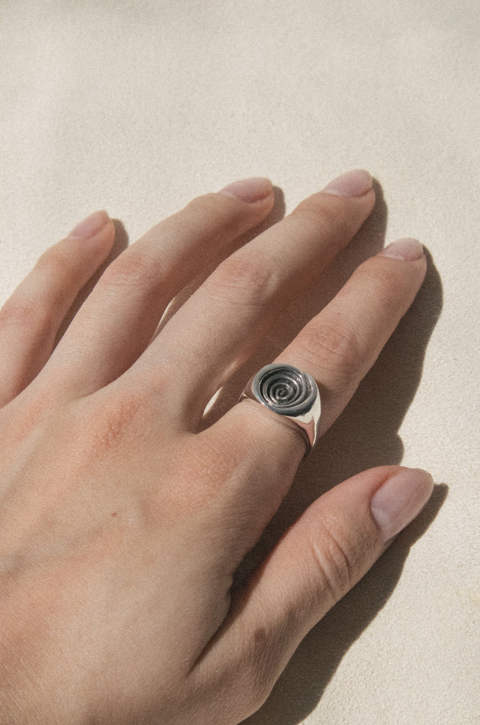 La Marea Signet Ring - 925 Silver